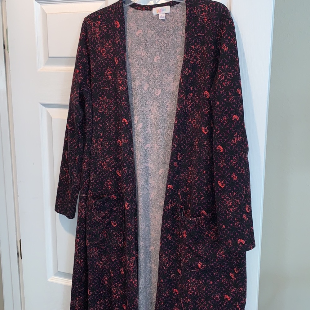Large lularoe black coral purple Sarah pockets